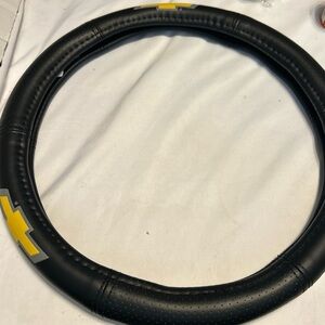 Chevrolet Premium Speed Grip SUV Truck VAN Steering Wheel Cover black yellow new
